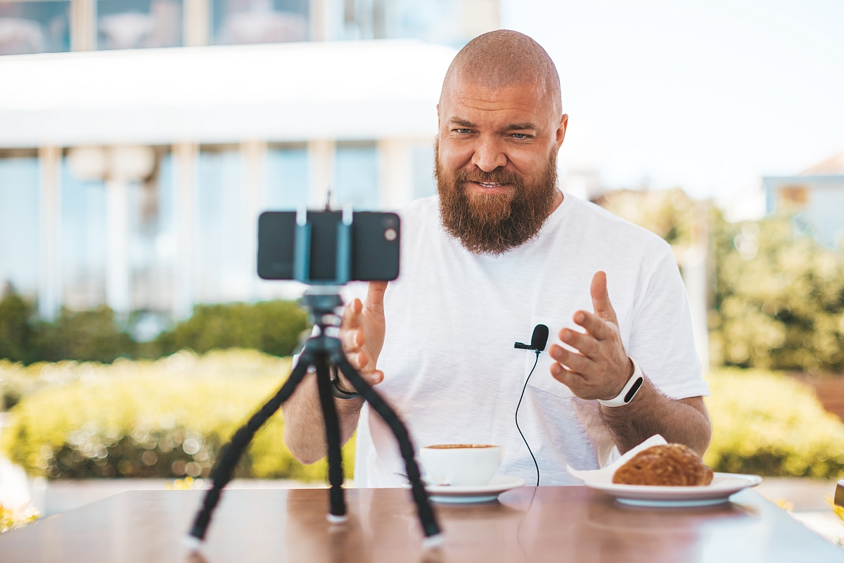 Corporate Influencer